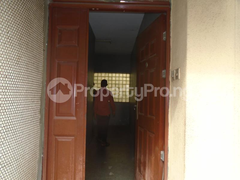 3 bedroom House for rent Mende Maryland Lagos