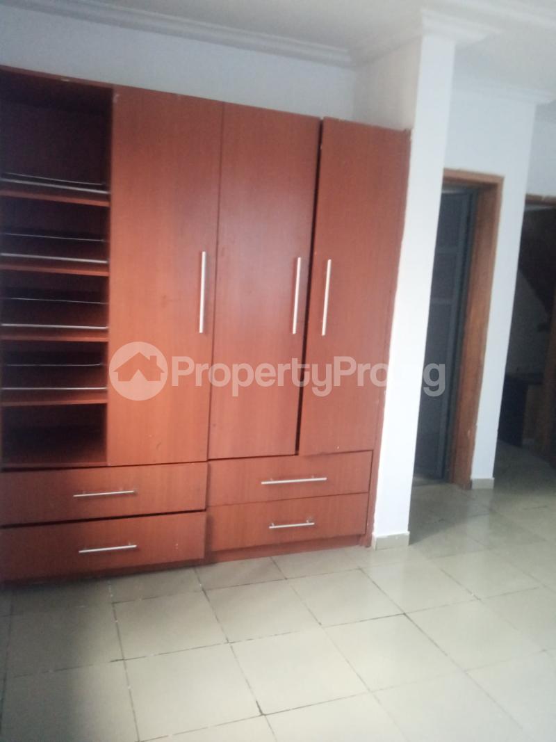4 bedroom Flat / Apartment for rent Ajah Lagos