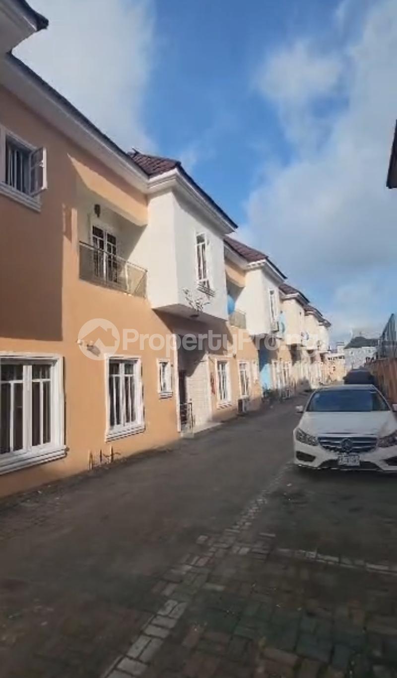 4 bedroom House for rent Osapa london Lekki Lagos