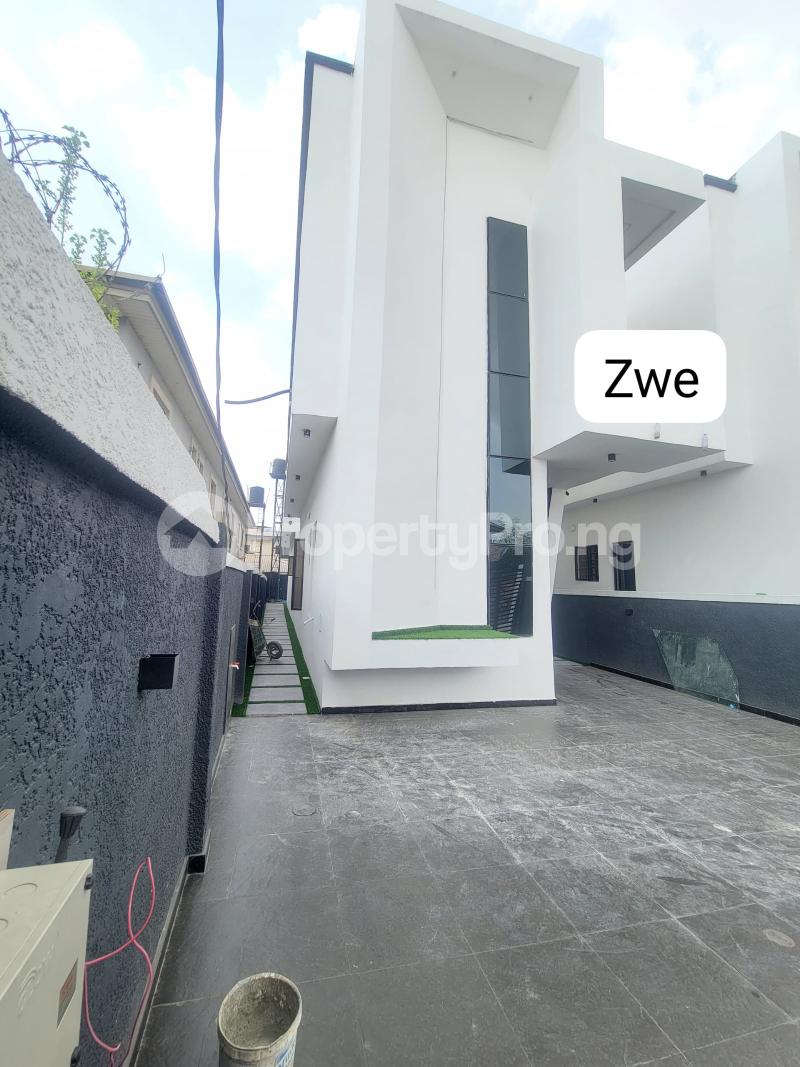 4 bedroom House for sale Thomas Estate Ajah Lagos