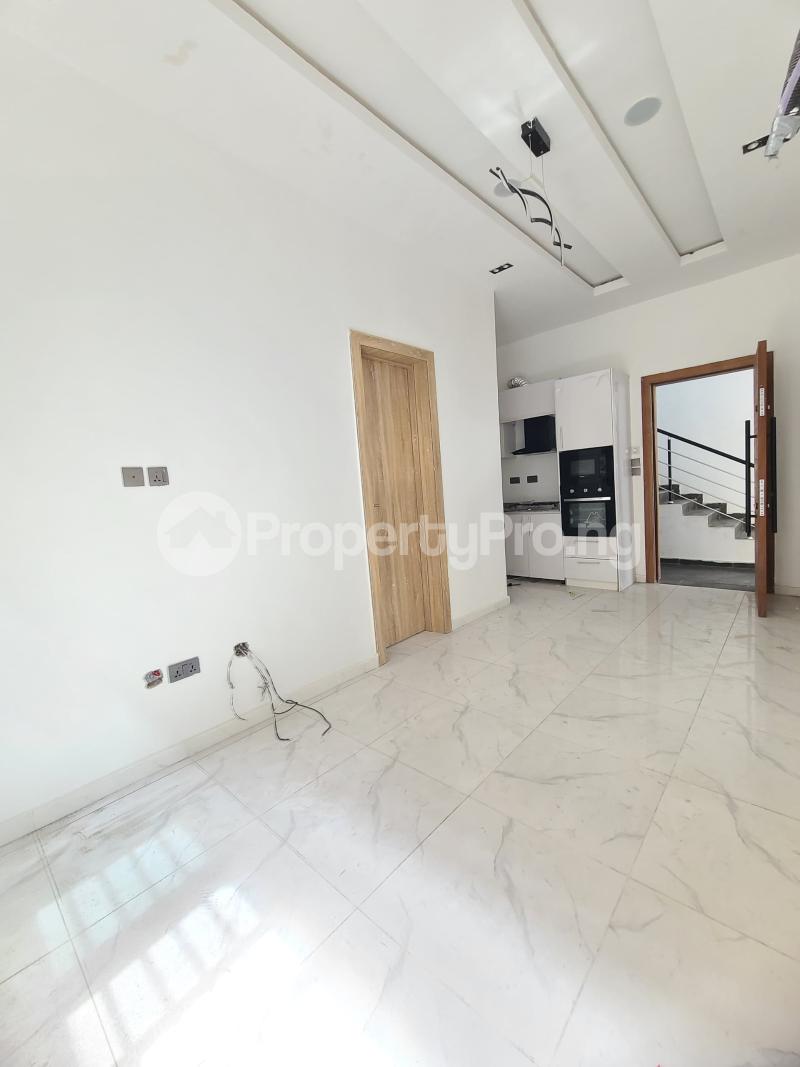 1 bedroom Flat / Apartment for sale Igboefun Lekki Lagos - 3
