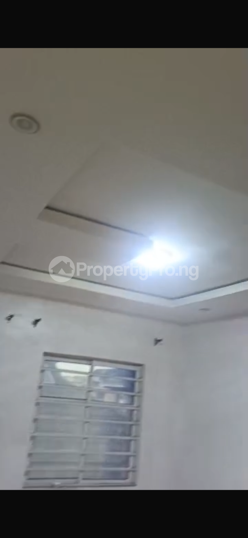 1 bedroom Flat / Apartment for rent Adekunle Yaba Lagos