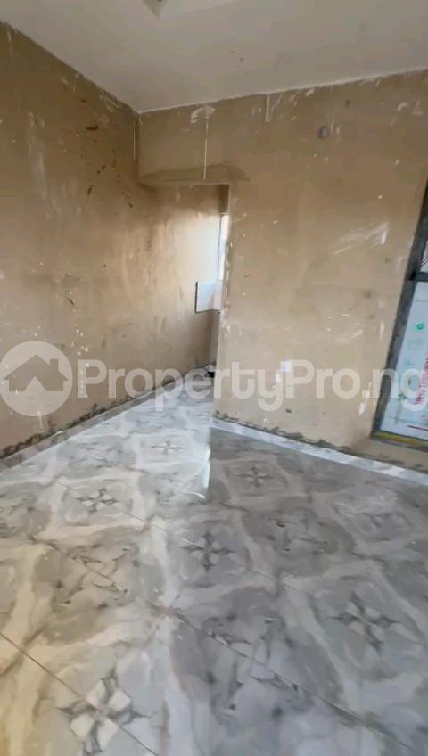 1 bedroom Flat / Apartment for rent Apata Str Shomolu Shomolu Lagos