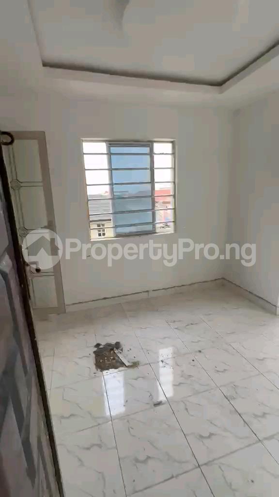 Flat / Apartment for rent Off Market Street Shomolu Lagos