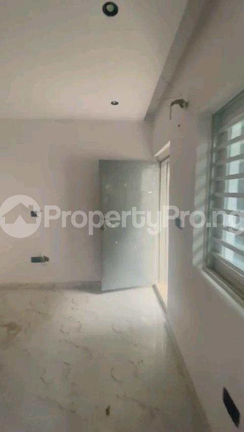 1 bedroom Flat / Apartment for rent Off Market Rd Shomolu Lagos