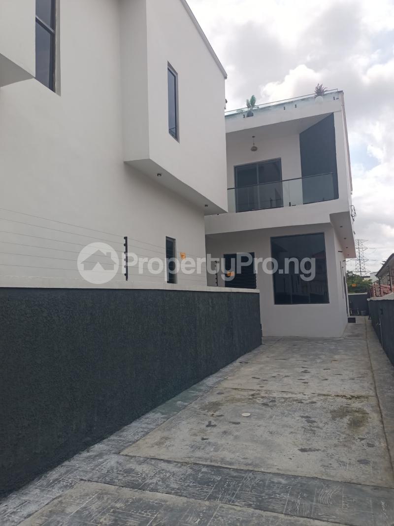 4 bedroom House for sale Thomas Estate Ajah Lagos
