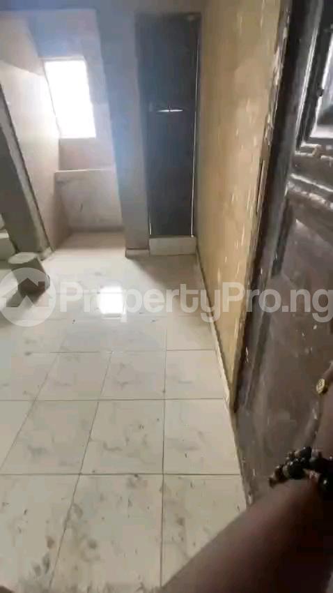 1 bedroom Flat / Apartment for rent Off Market Street Shomolu Shomolu Lagos