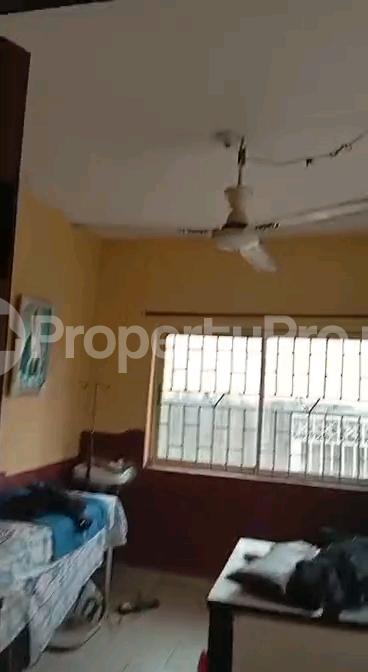 2 bedroom Flat / Apartment for rent Emmanuel Street, Off Shipeolu Shomolu Lagos