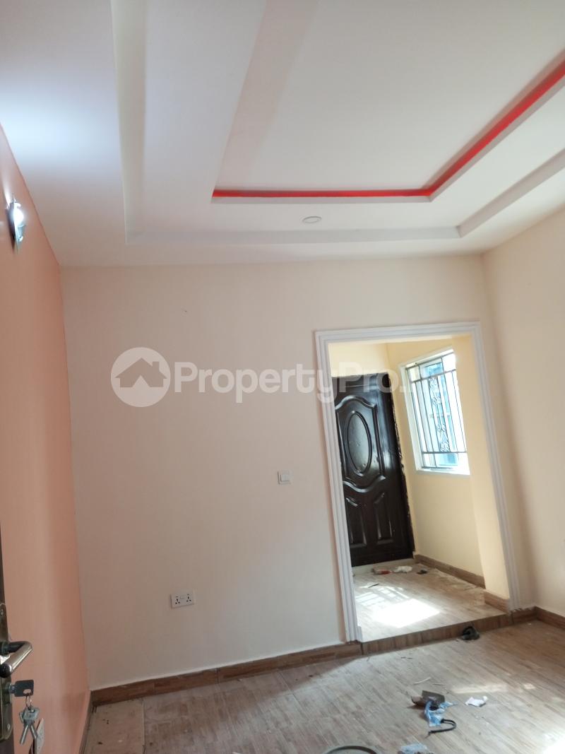 1 Bedroom Flat / Apartment in Lugbe Abuja Flat / Apartment for rent