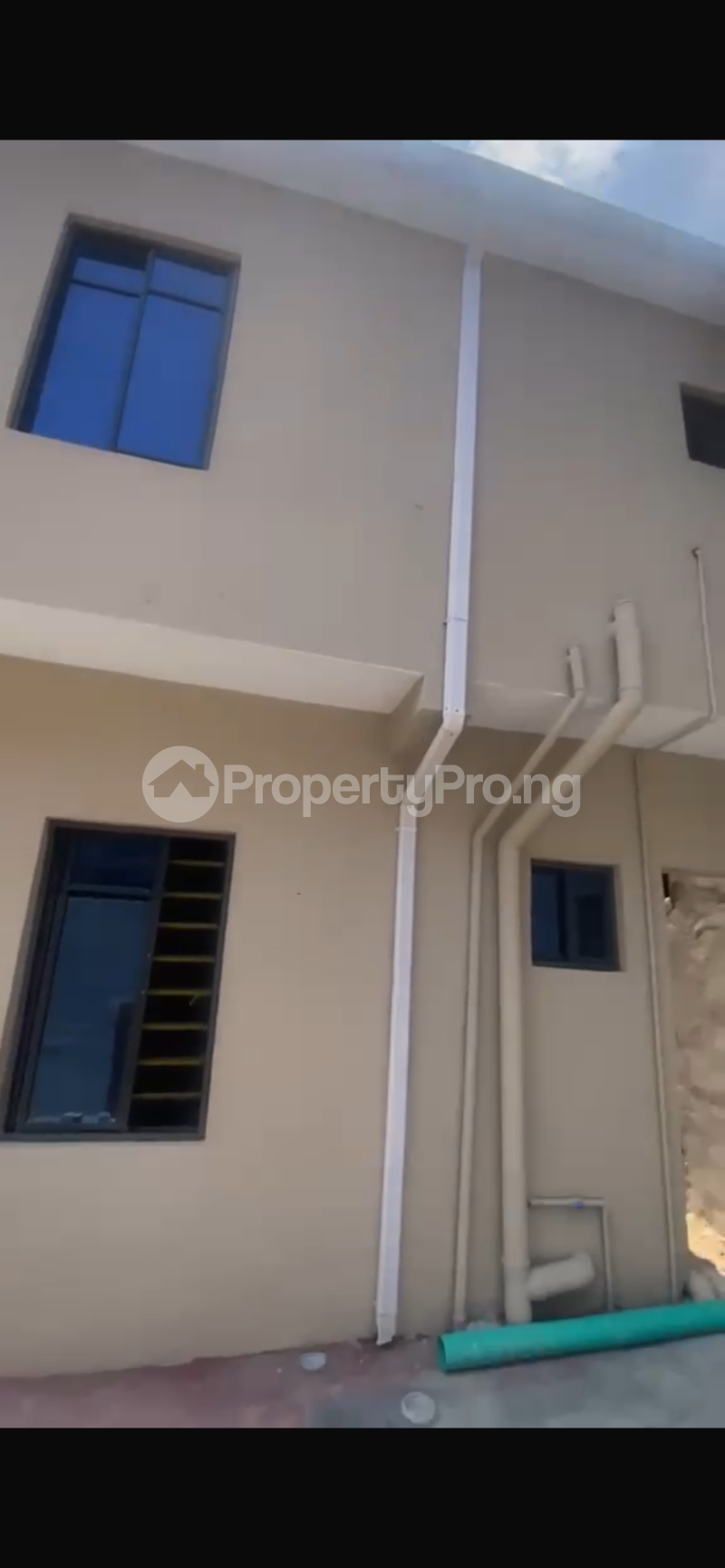 1 bedroom Flat / Apartment for rent New garage Gbagada Lagos