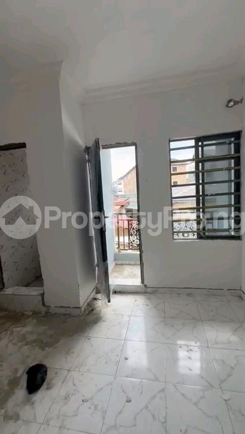 1 bedroom Flat / Apartment for rent Shomolu Lagos
