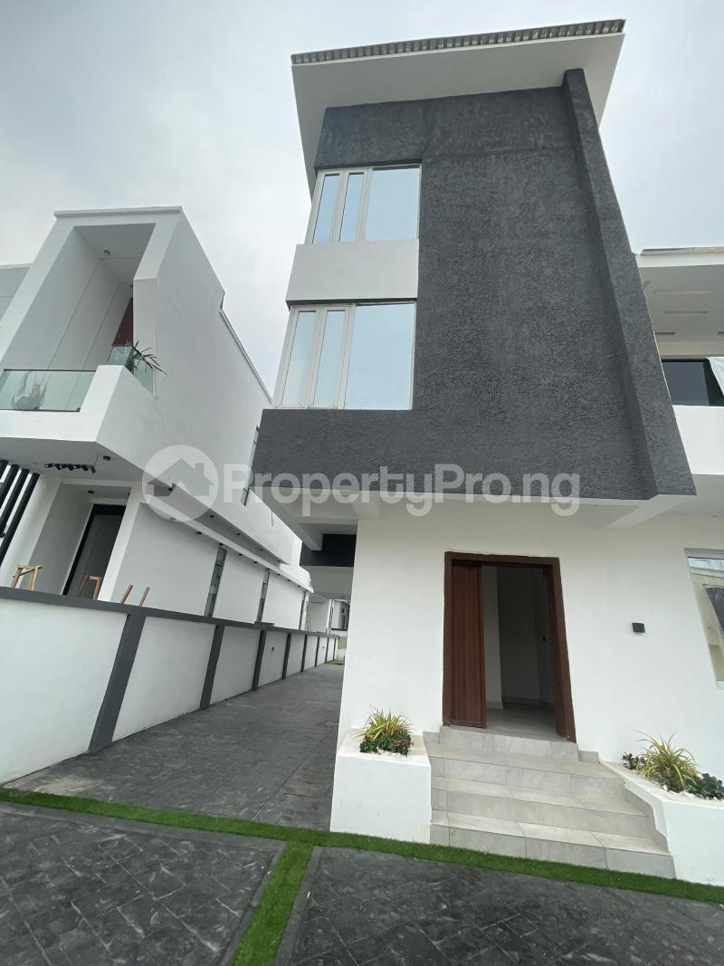 5 bedroom House for sale chevron Lekki Lagos