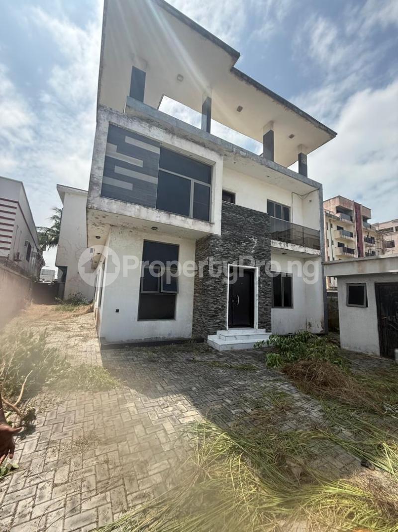 4 bedroom House for sale New Road Igbo-efon Lekki Lagos