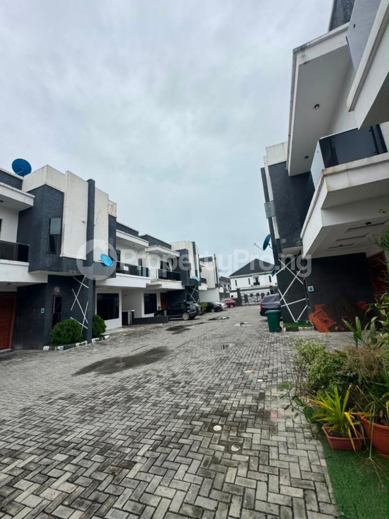 4 bedroom House for rent Orchid Lekki Lagos