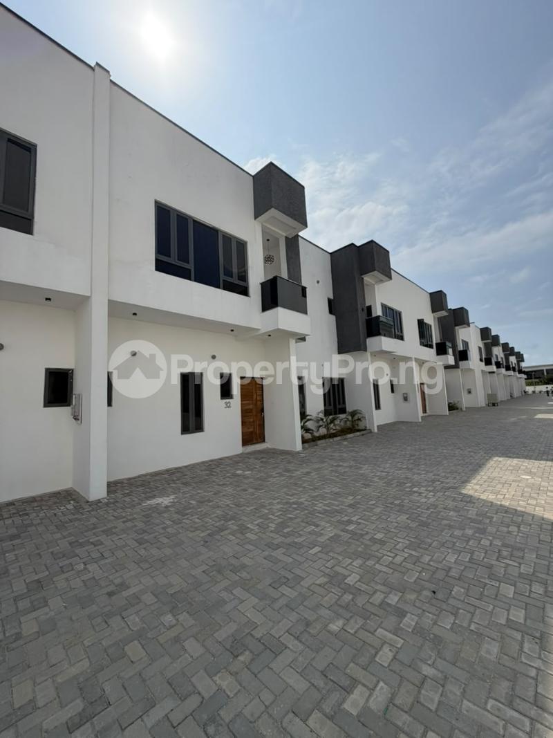 4 bedroom House for rent Orchid Lekki Lagos