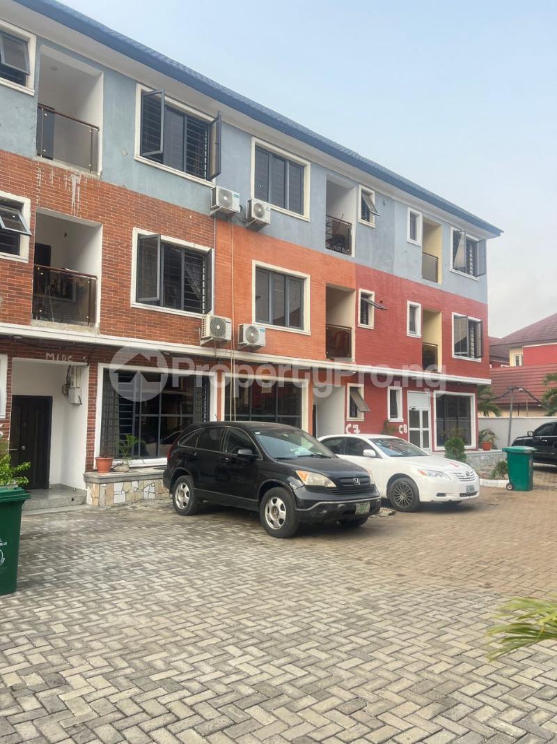 4 bedroom House for sale Osapa london Lekki Lagos