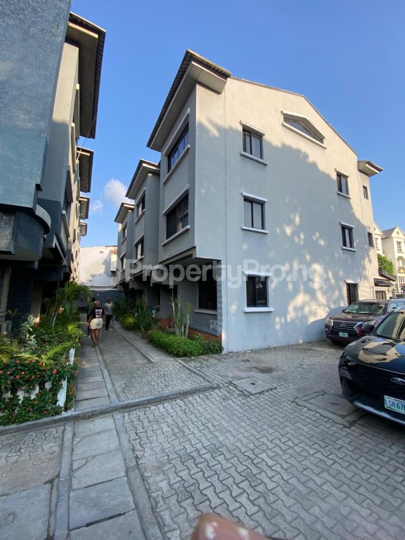 4 bedroom House for rent Victoria Island Lagos