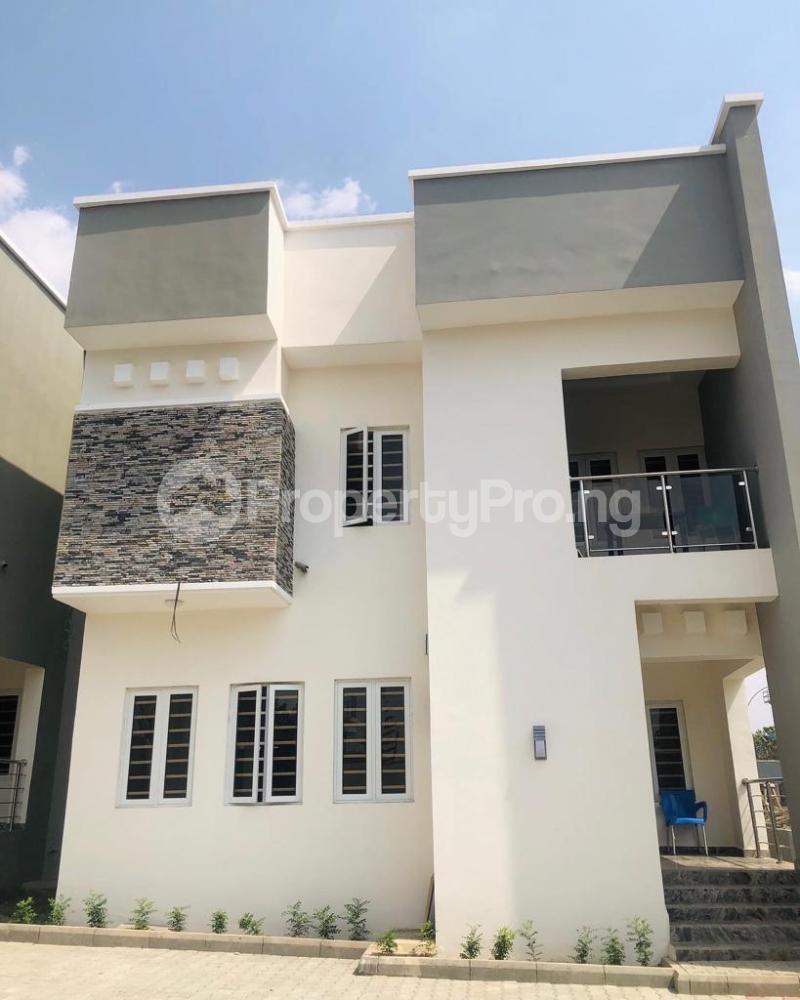 4 bedroom House for sale Guzape Abuja