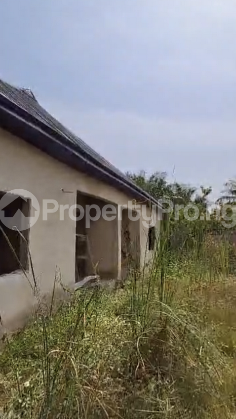 House for sale Owode Lamgbasa Ajah Lagos