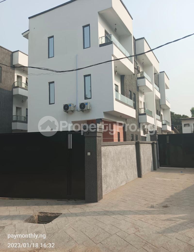 4 Bedroom House in Adeniyi Jones Ikeja Lagos House for sale in ikeja