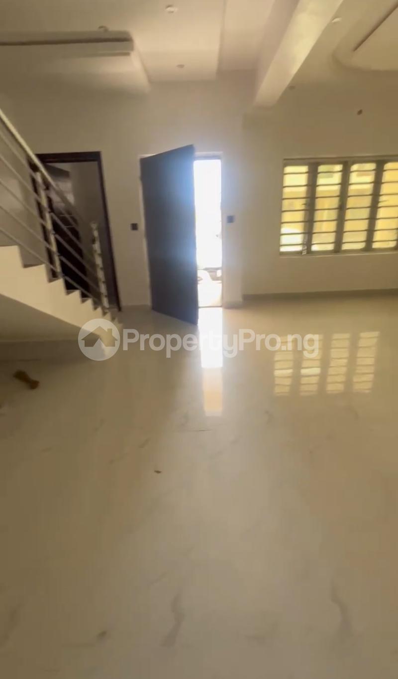 3 bedroom House for rent Ikate Lekki Lagos