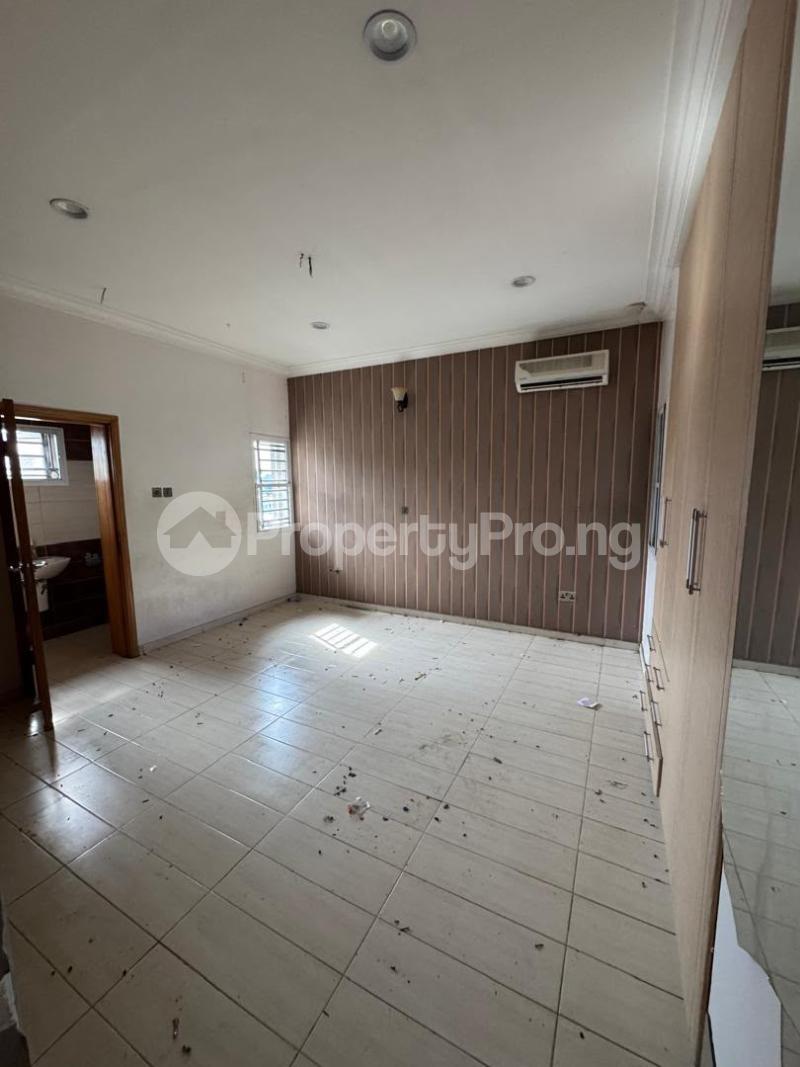1 bedroom Flat / Apartment for rent Osapa london Lekki Lagos