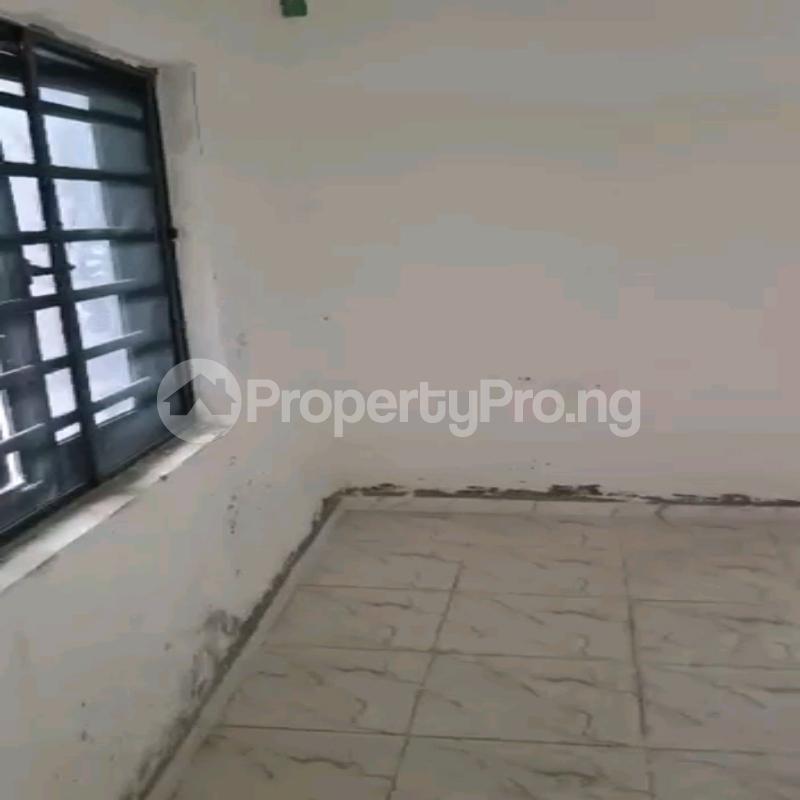 1 bedroom Flat / Apartment for rent Off Pedro Road Shomolu Shomolu Lagos