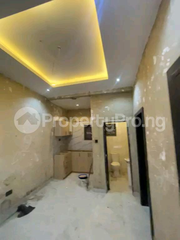 1 bedroom Flat / Apartment for rent Off Market Street, Shomolu, Lagos Shomolu Shomolu Lagos