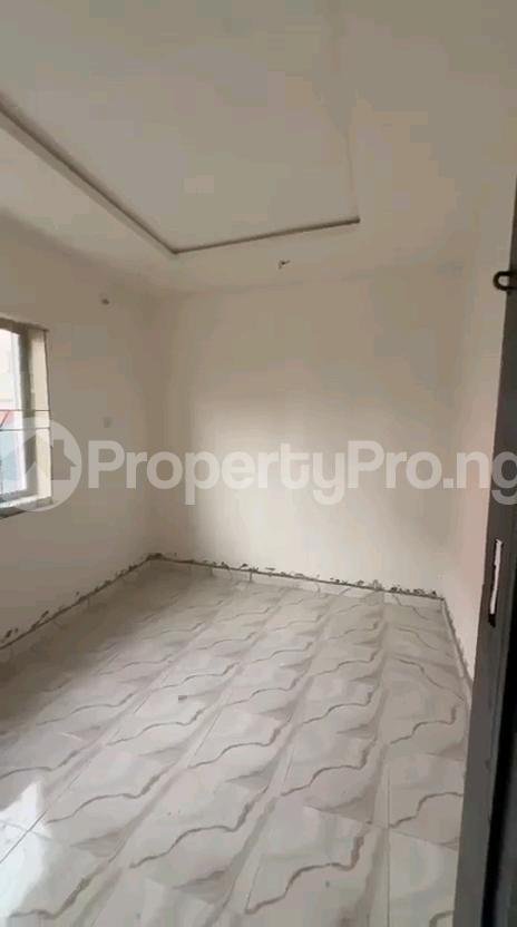 1 bedroom Flat / Apartment for rent Off Pedro Road Ladilak Shomolu Lagos Shomolu Lagos