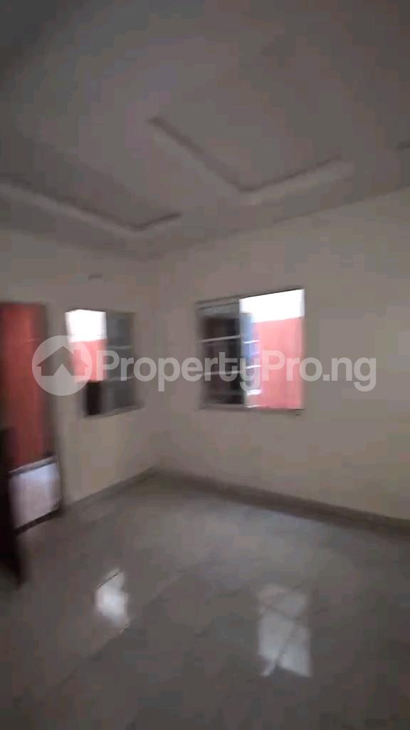 1 bedroom Flat / Apartment for rent Abule-Oja Yaba Lagos
