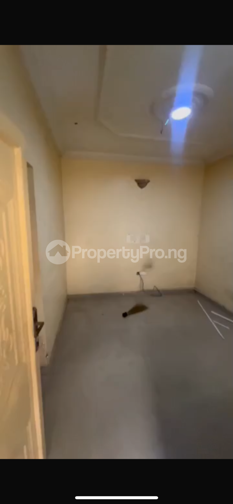 1 bedroom Flat / Apartment for sale Onipanu Shomolu Lagos