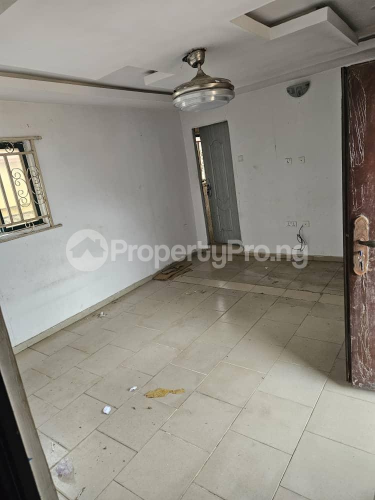Flat / Apartment for rent Okeira Kekere Ado Ajah Lagos