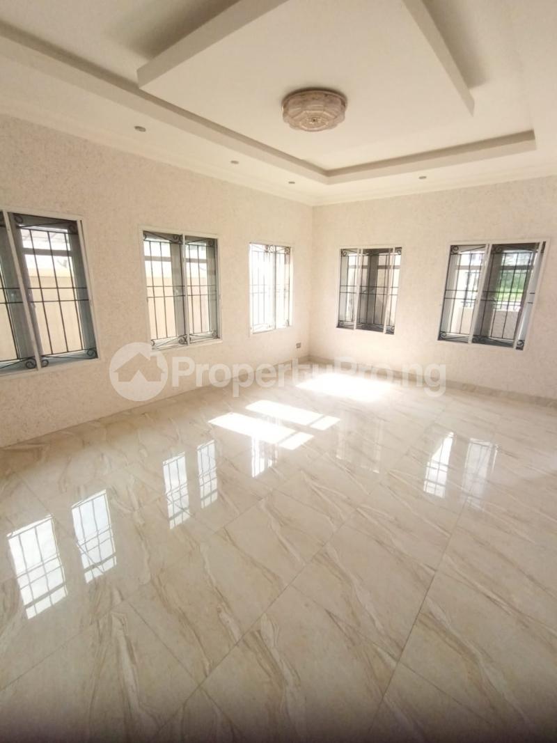 1 bedroom Flat / Apartment for rent Thomas estate Ajah Lagos