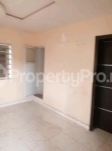 1 bedroom Flat / Apartment for rent Awofeso Street Shomolu Lagos
