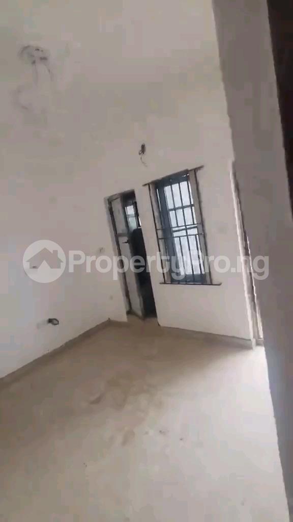 1 bedroom Flat / Apartment for rent Off Pedro Road, Shomolu, Lagos Shomolu Shomolu Lagos