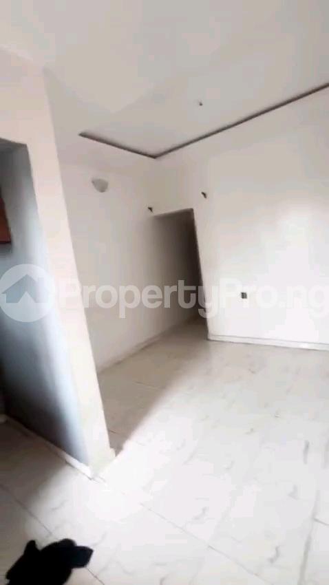 1 bedroom Flat / Apartment for rent Off Market Street Shomolu Lagos Shomolu Shomolu Lagos