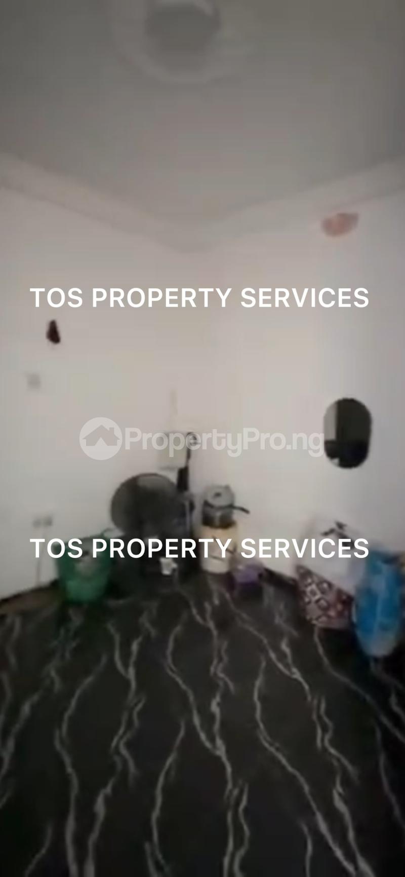 1 bedroom Flat / Apartment for rent Alagomeji, Yaba, Lagos. Alagomeji Yaba Lagos