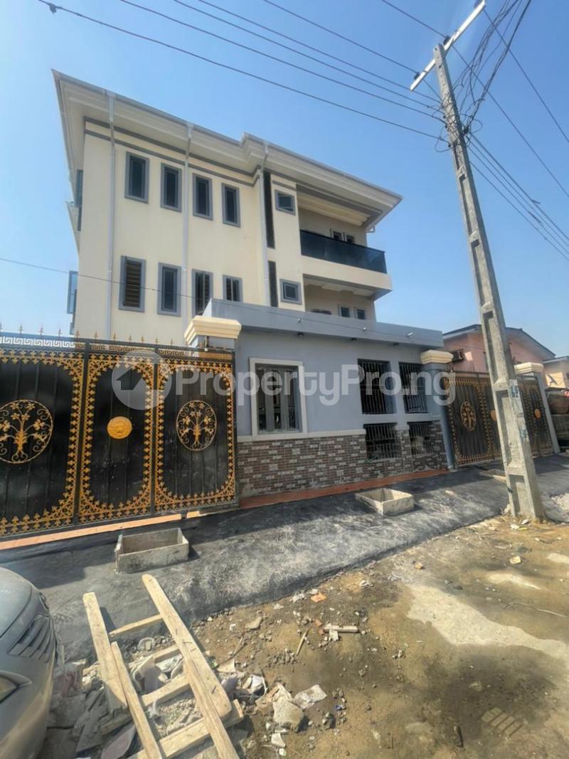 2 bedroom Flat / Apartment for rent Off Adebola Ojomu Aguda Surulere Lagos