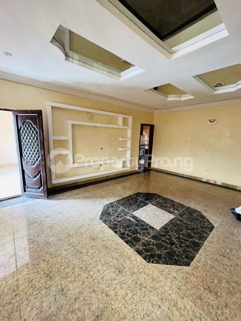 3 bedroom Flat / Apartment for rent  New garage Gbagada Lagos