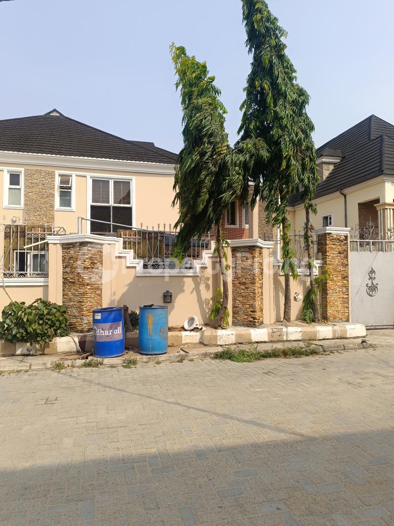 4 bedroom House for sale Greenfield Estate Off Ago Palace Way Ago palace Okota Lagos