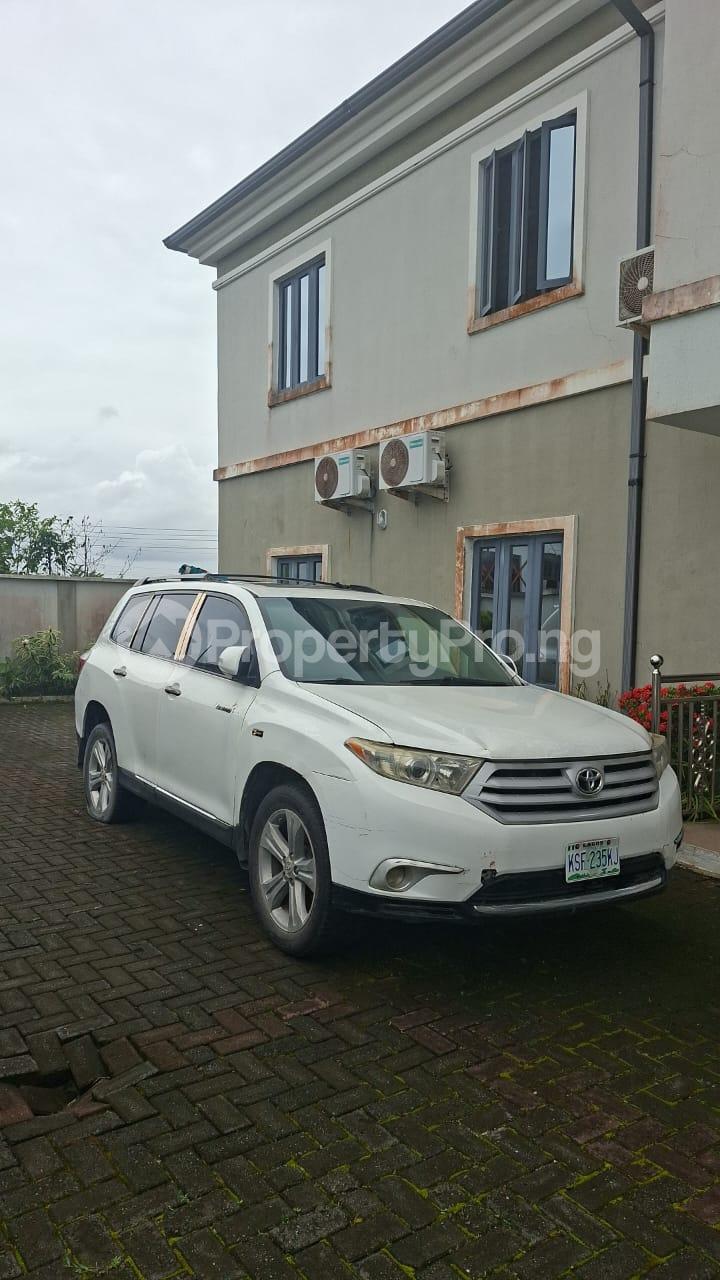 3 bedroom House for rent Peace Estate Off Ago Palace Way Okota Ago palace Okota Lagos