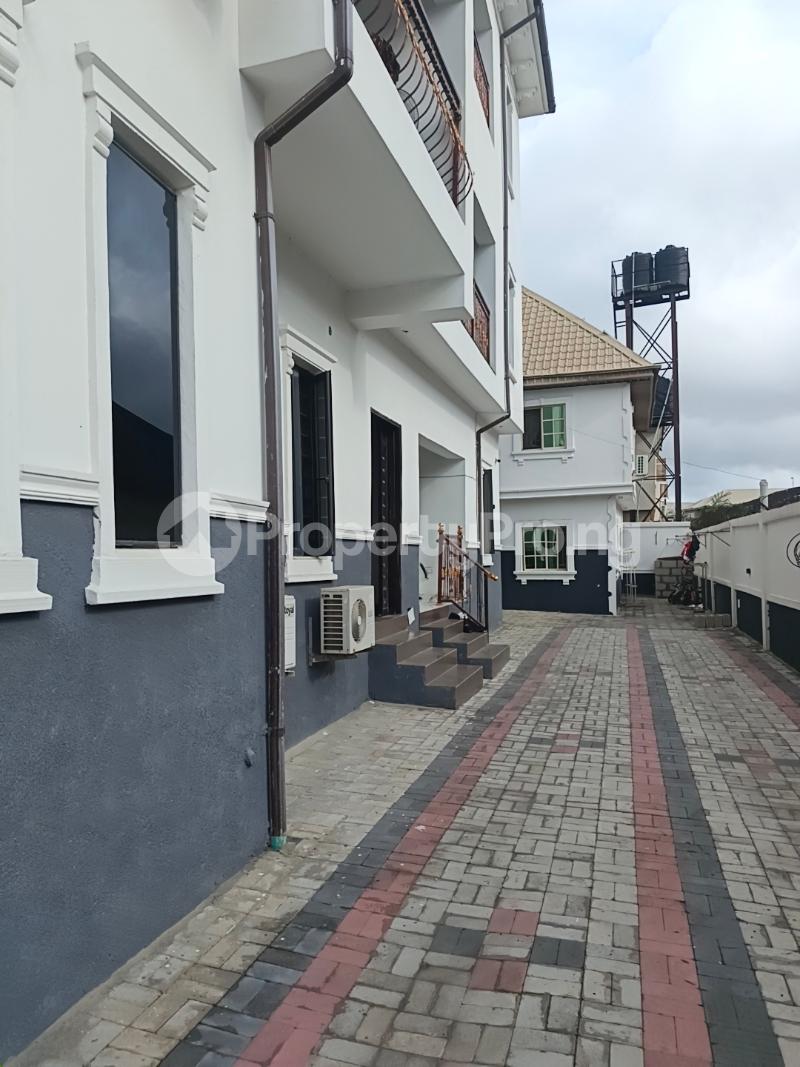 3 bedroom House for rent Lakeview Estate Off Amuwo Odofin Amuwo Odofin Amuwo Odofin Lagos