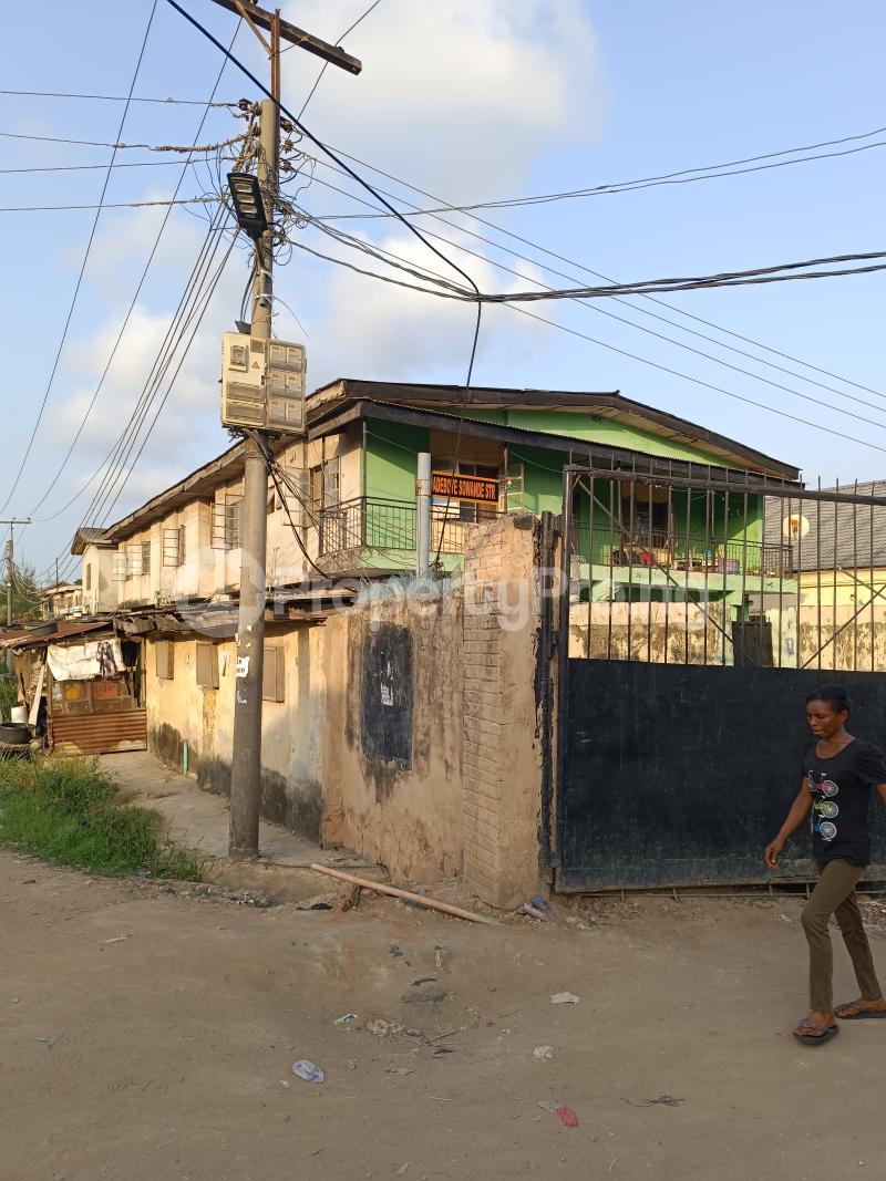 3 bedroom House for sale Opposite Aildada Street Off Ago palace Okota Lagos