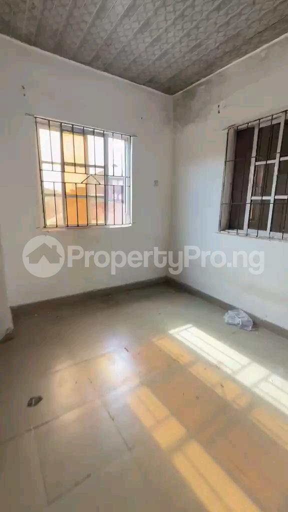 1 bedroom Flat / Apartment for rent Off Pedro Road Ladilak Lagos Shomolu Lagos
