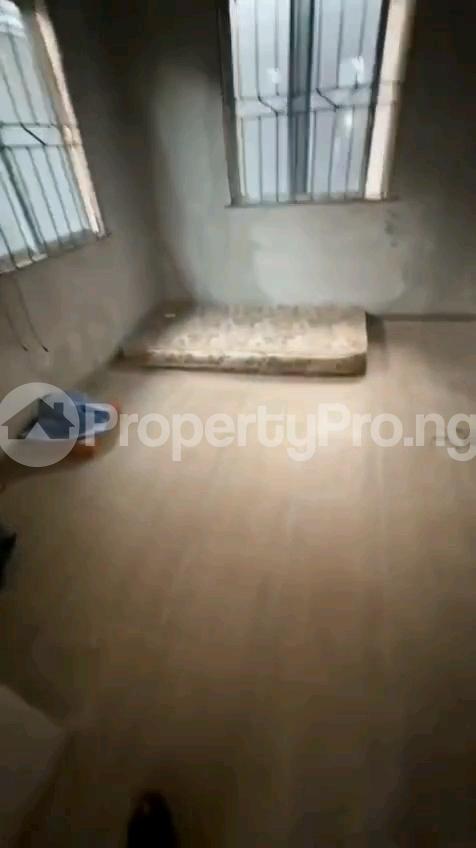 1 bedroom Flat / Apartment for rent Fadeyi Yaba Yaba Lagos