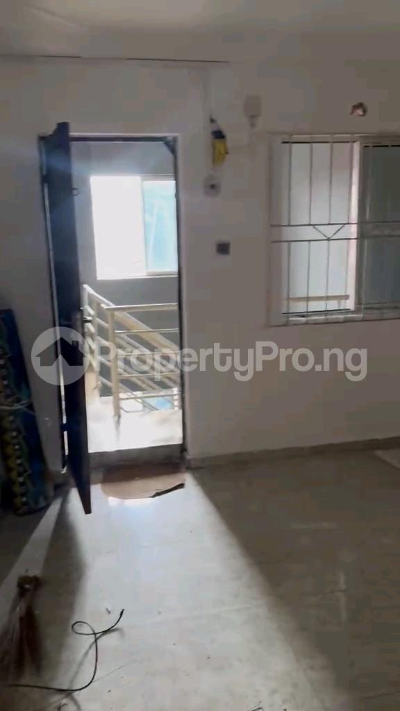 1 bedroom Flat / Apartment for rent Lawani Street, Onike Yaba Lagos Onike Yaba Lagos
