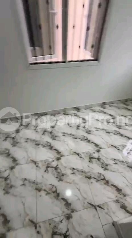 1 bedroom Flat / Apartment for rent Shipeolu, Road Off Shomolu Lagos Shomolu Shomolu Lagos