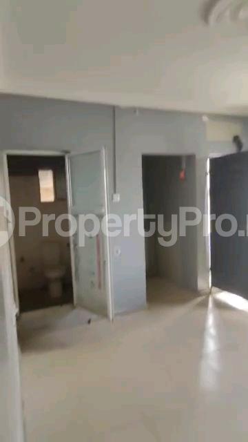 1 bedroom Flat / Apartment for rent Adekunle Yaba Lagos