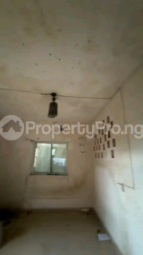 1 bedroom Flat / Apartment for rent Llupeju Palmgrove Palmgrove Shomolu Lagos