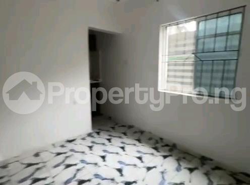 1 bedroom Flat / Apartment for rent Off Market Street, Shomolu, Lagos Shomolu Shomolu Lagos